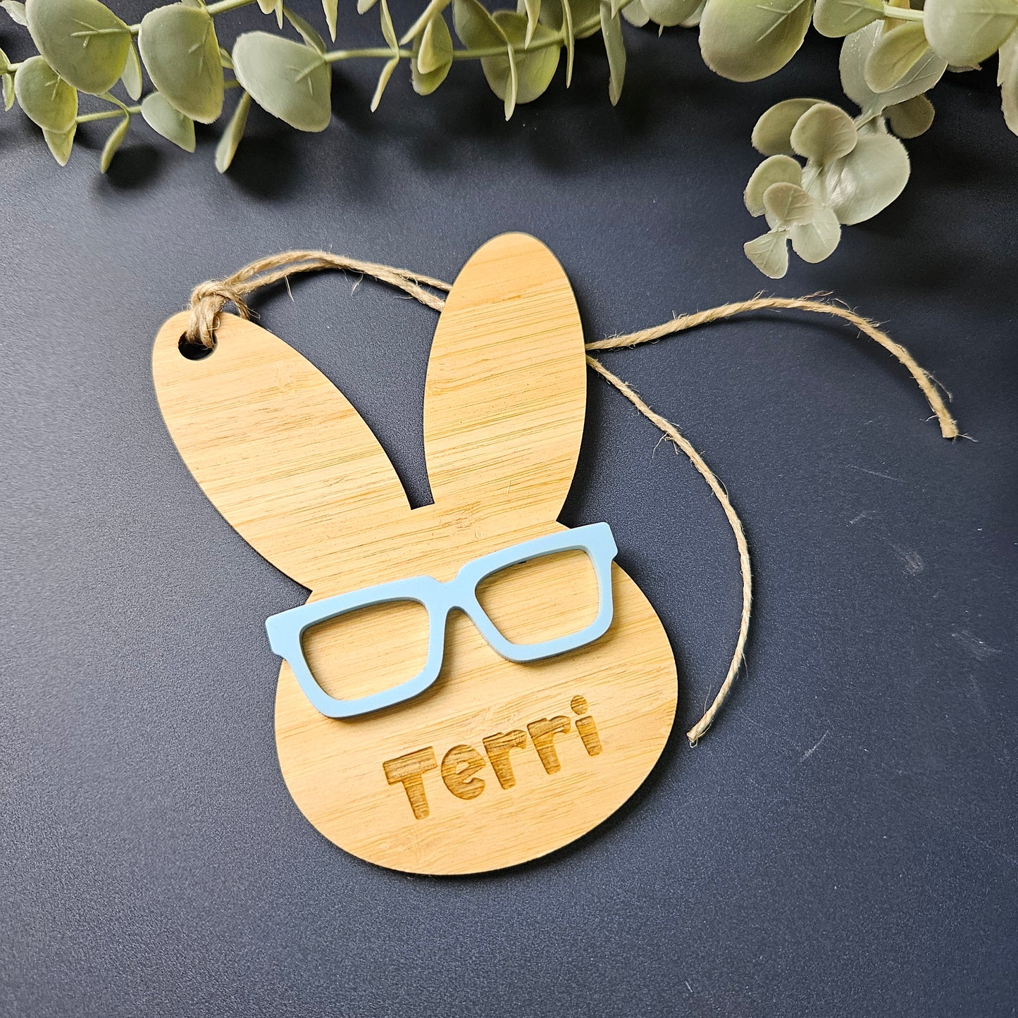 personalised easter name tag bunny with glasses