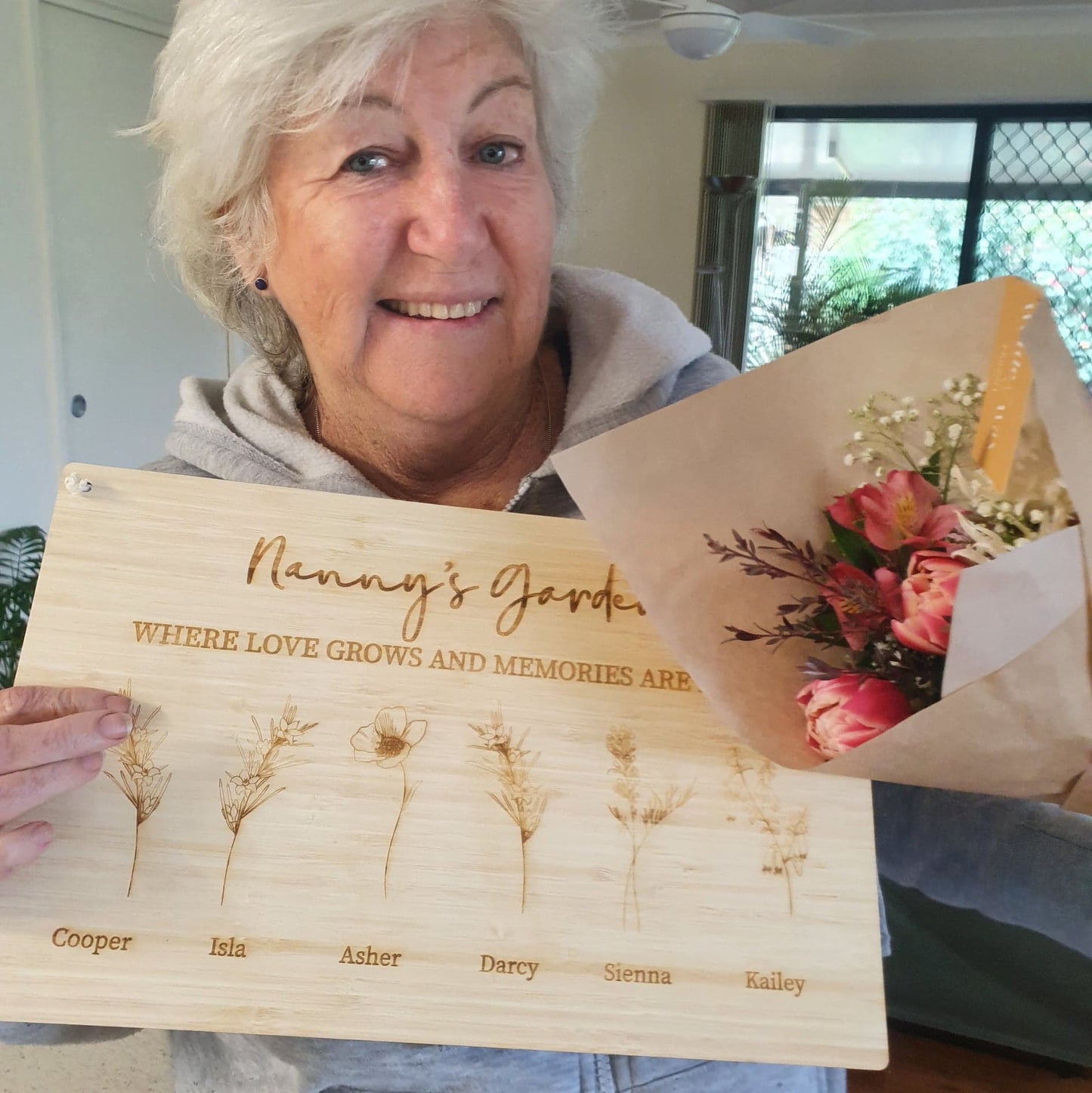 Nanny/Grandma/Grandad/Pop's (etc) Garden Bamboo Australian Native Flowers Birth Month Sign | PERSONALISED