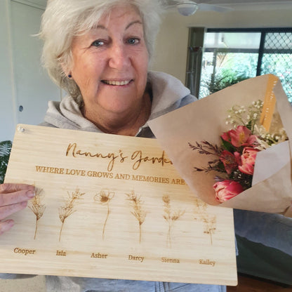 Nanny/Grandma/Grandad/Pop's (etc) Garden Bamboo Australian Native Flowers Birth Month Sign | PERSONALISED
