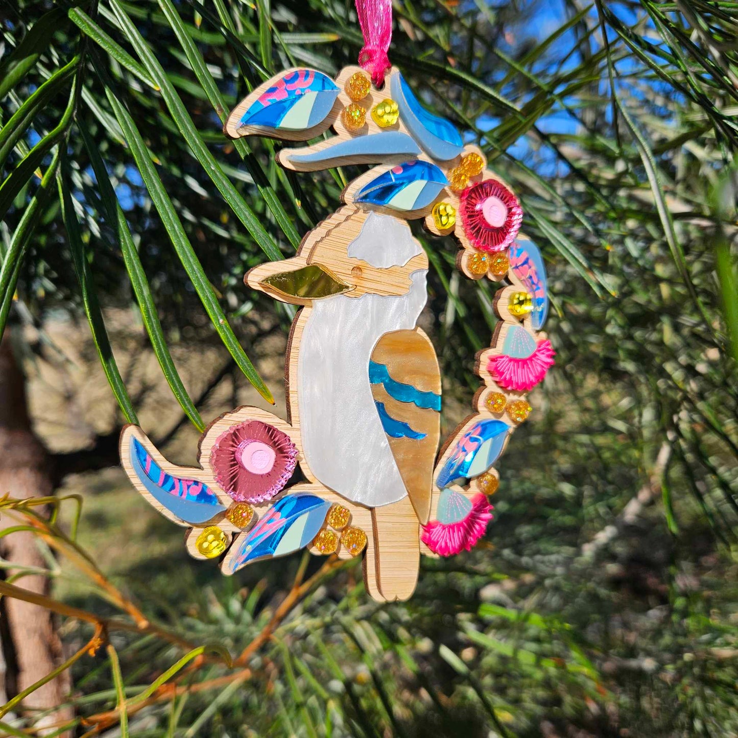 Australiana Ornaments | Magpie | Wren | Galah | Cockatoo | Kookaburra | Lorikeet | Cow