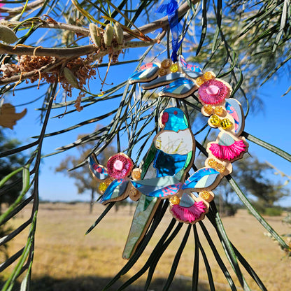 Australiana Ornaments | Magpie | Wren | Galah | Cockatoo | Kookaburra | Lorikeet | Cow