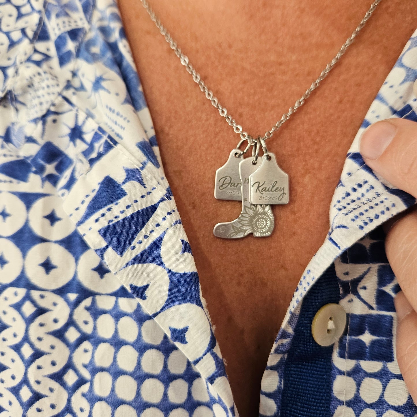 Personalised Country Charm Necklace – Sunflower Custom Boot & Cattle Tags with Kids’ Names & Birth Dates