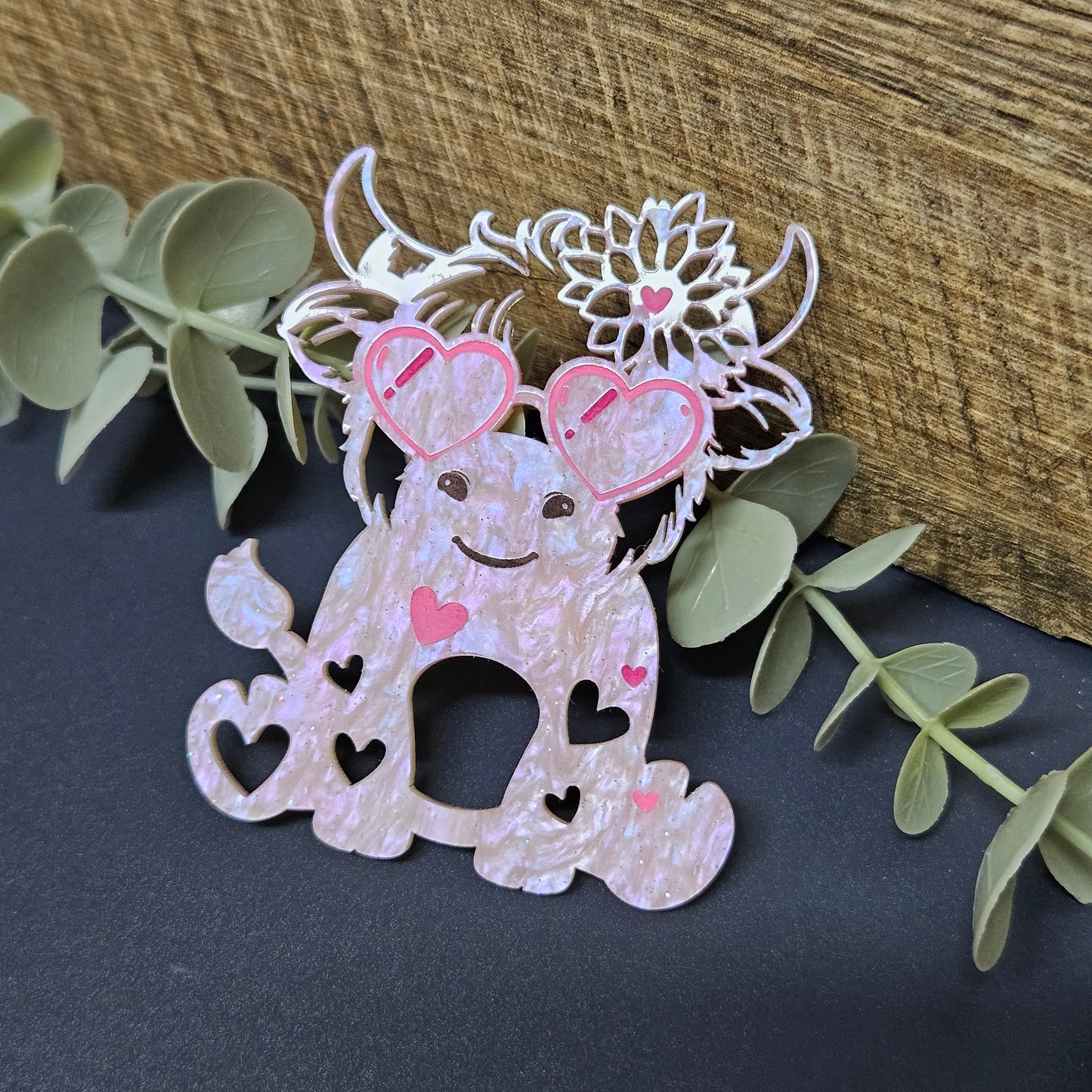 Cow Glasses Holder Brooch – Cute & Practical Acrylic Accessory
