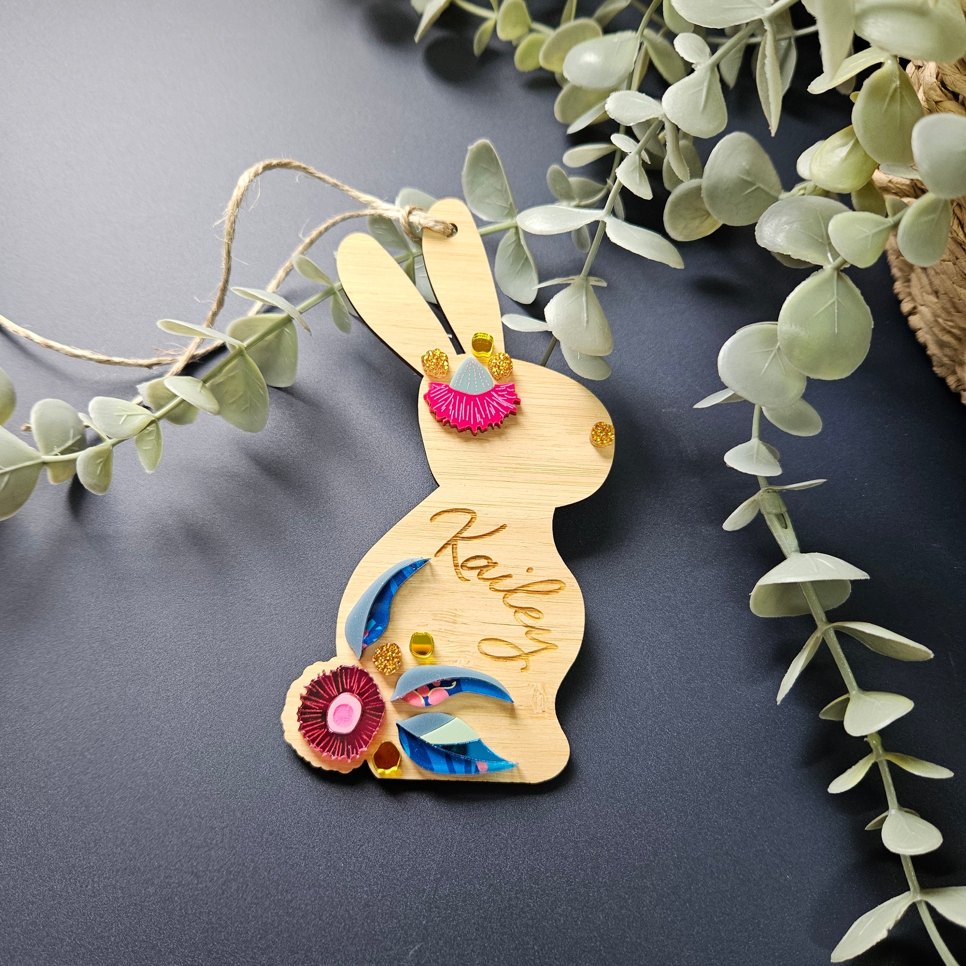 Personalised bamboo and acrylic name tags for Easter. Australian native flowers.