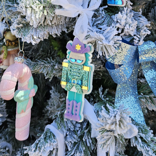 🤠💚 Kitschmas Cowboy Nutcracker Ornament – Teal